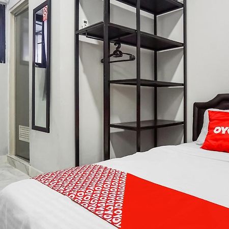 Collection O 91131 New V1 Hotel Jakarta Bagian luar foto