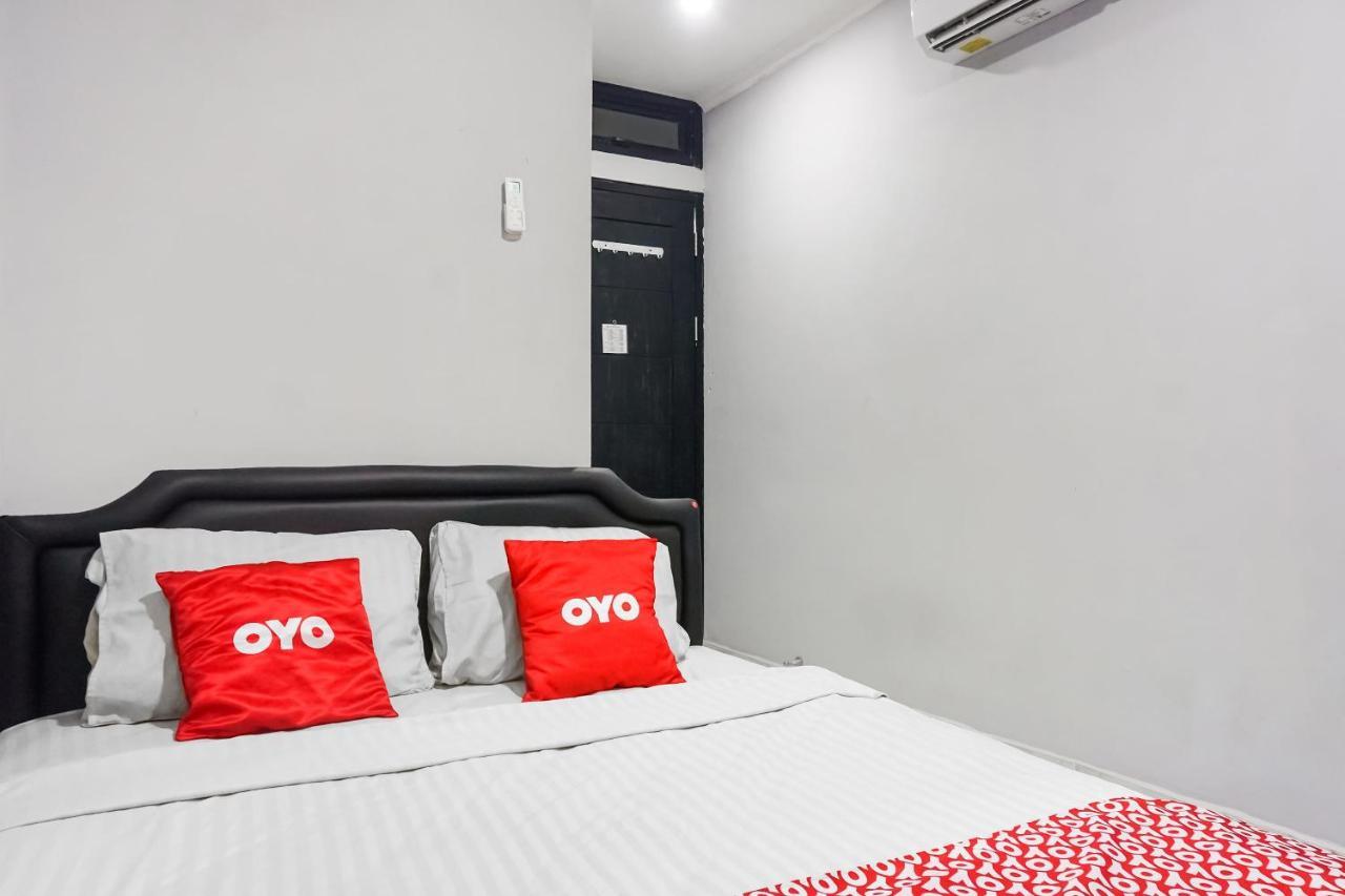 Collection O 91131 New V1 Hotel Jakarta Bagian luar foto